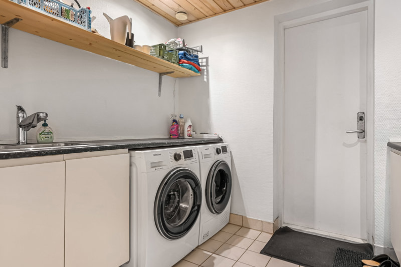 Property image number 2