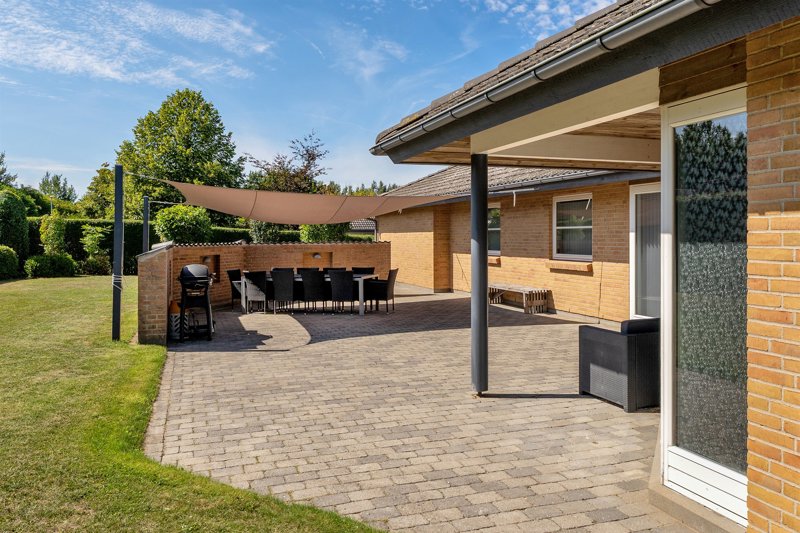 Property image number 2