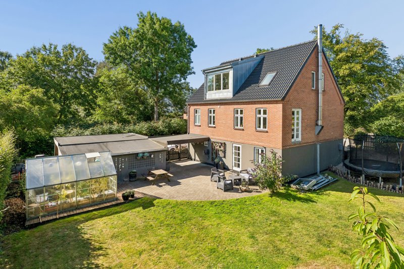 Property image number 3