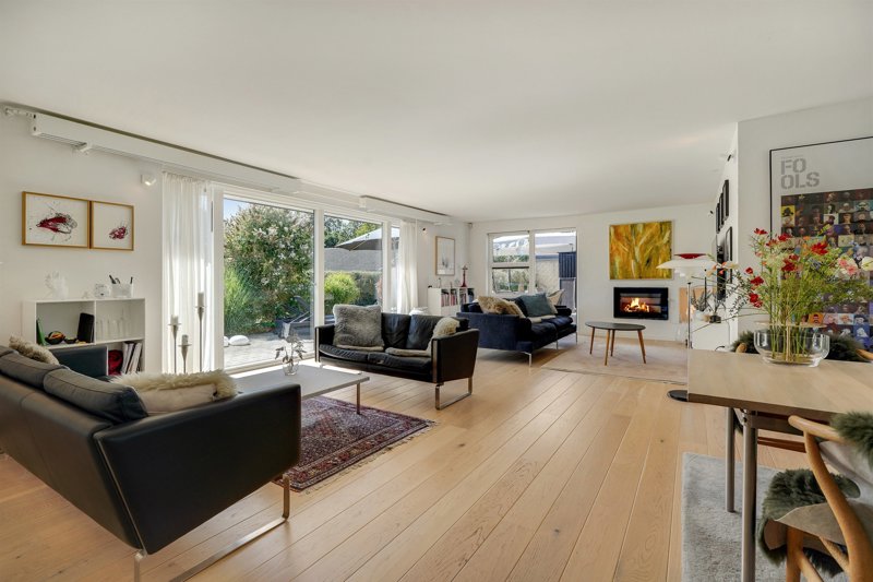 Property image number 2