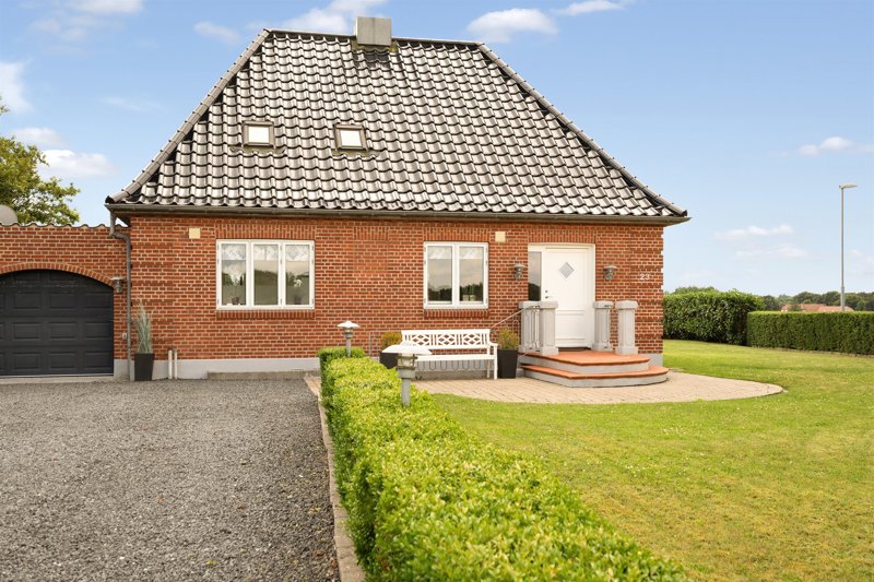 Property image number 2
