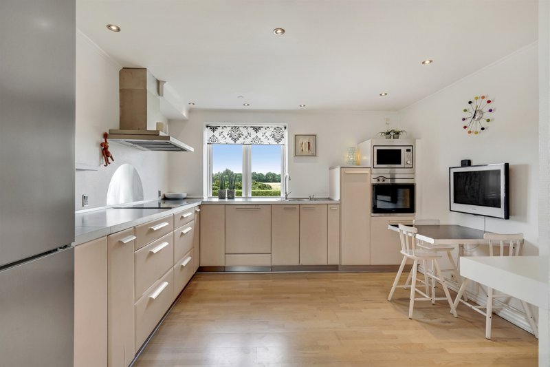 Property image number 9