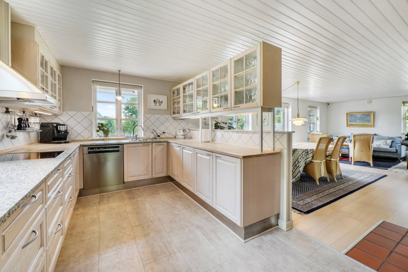 Property image number 6