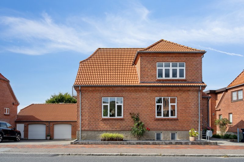 Property image number 2