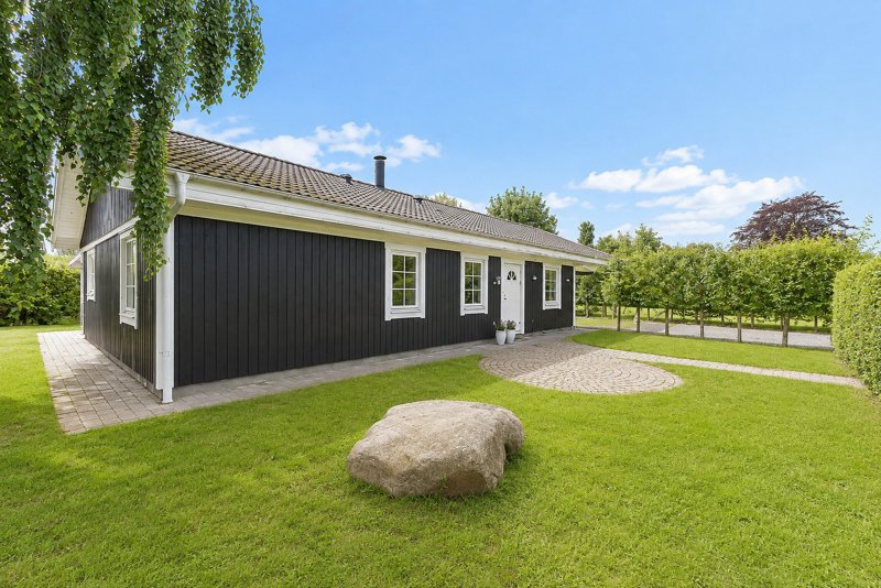 Property image number 2