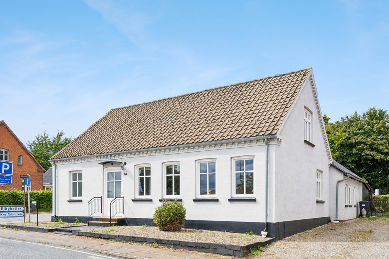 Property image number 2