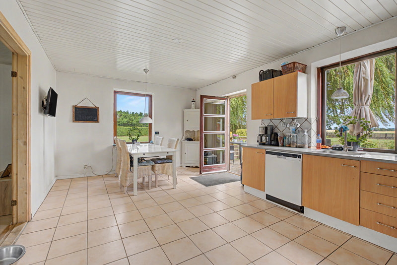 Property image number 8