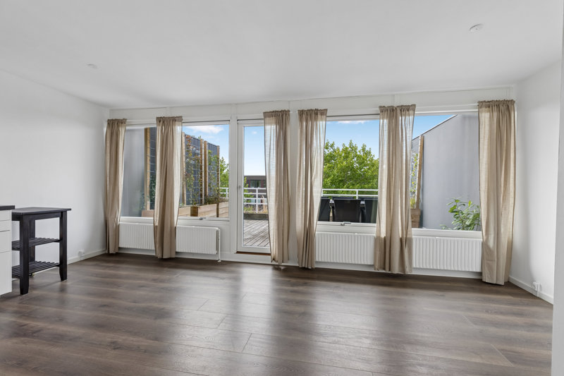 Property image number 2