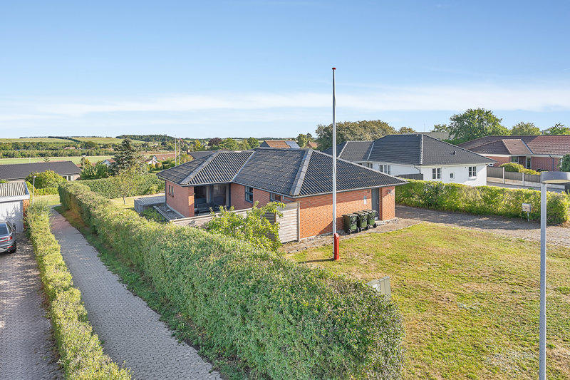 Property image number 1