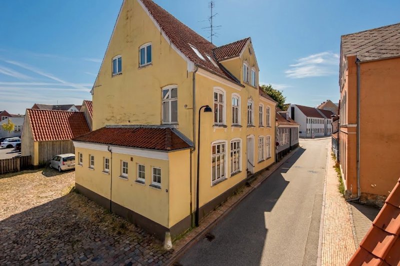 Property image number 1