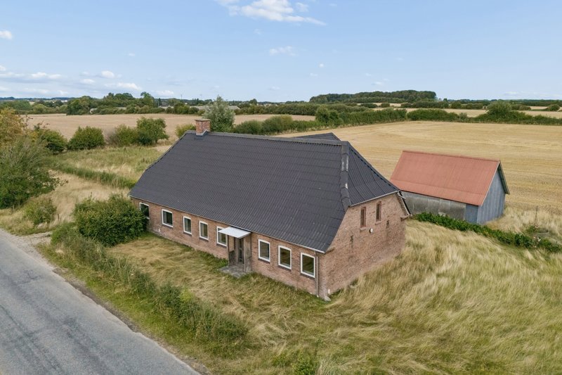Property image number 2