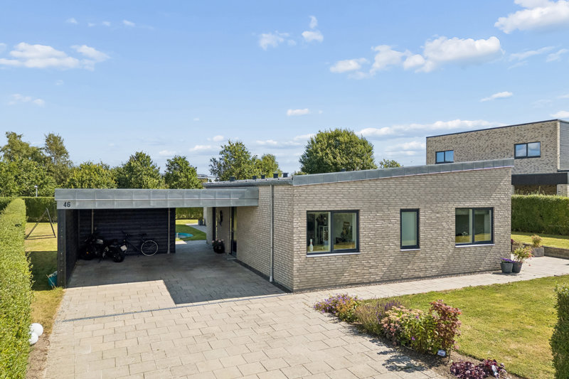 Property image number 2