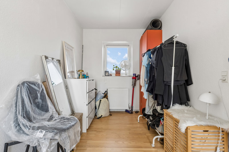 toggle-gallery-image