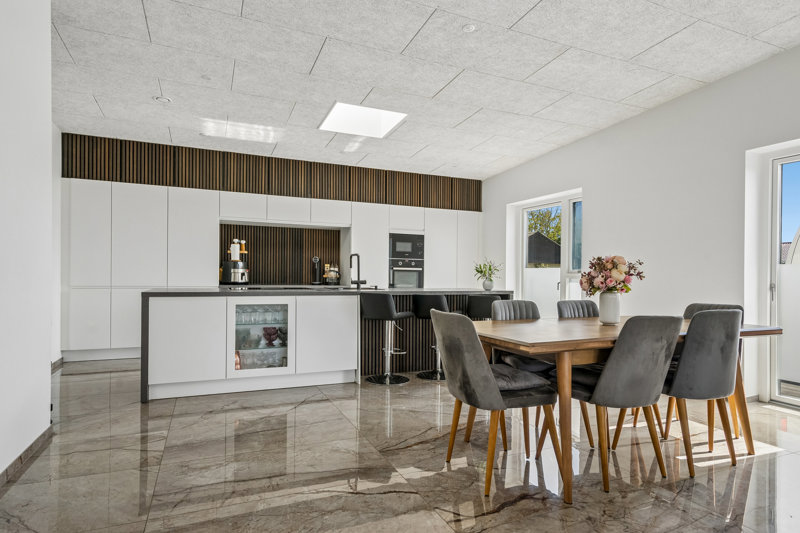 Property image number 5