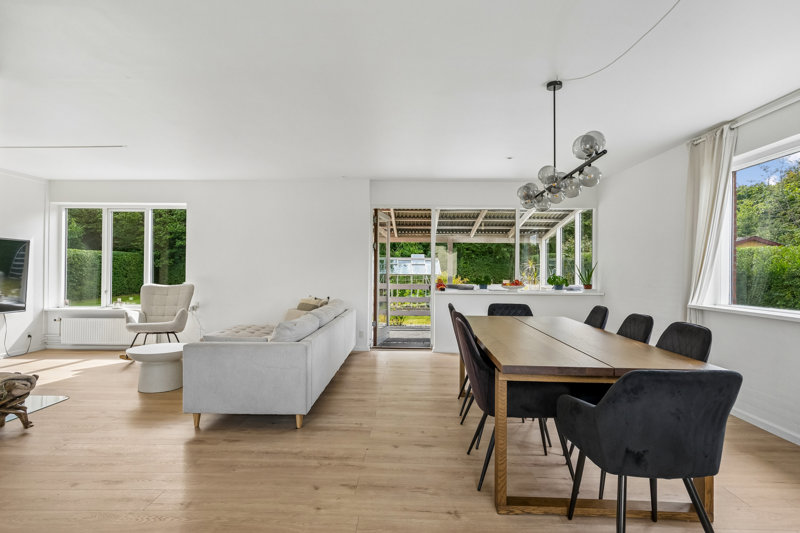 Property image number 8