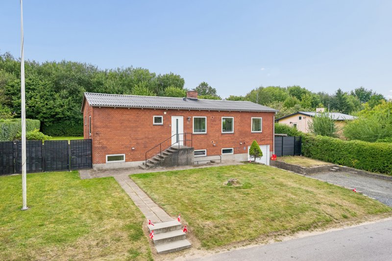 Property image number 2
