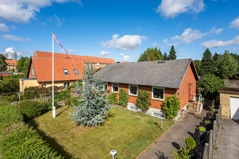 Property image number 2