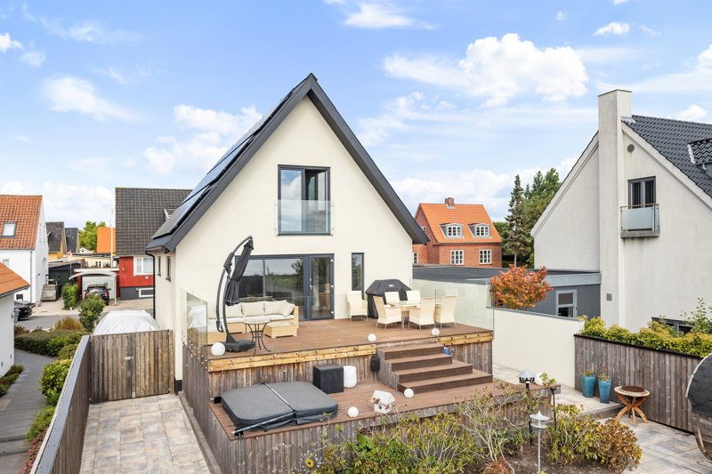 Property image number 2