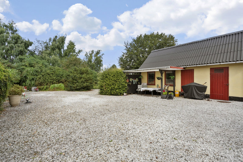 Property image number 2