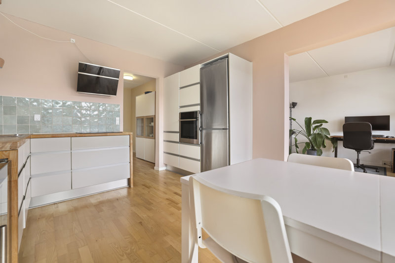 Property image number 8