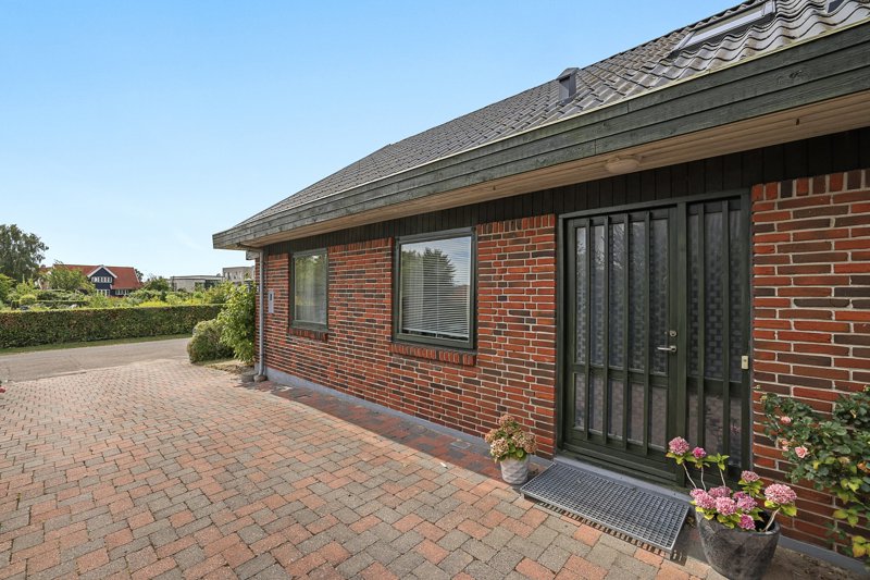 Property image number 1