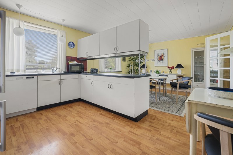 Property image number 2