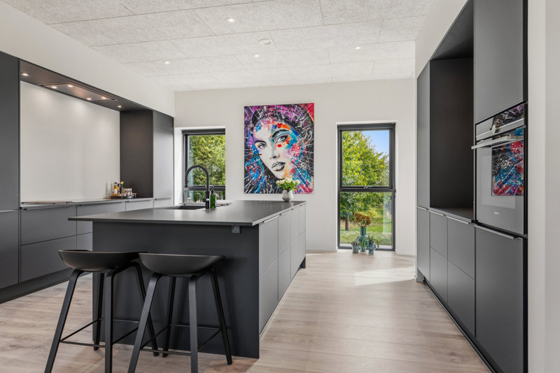 Property image number 2