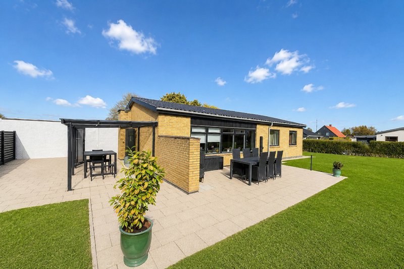 Property image number 1