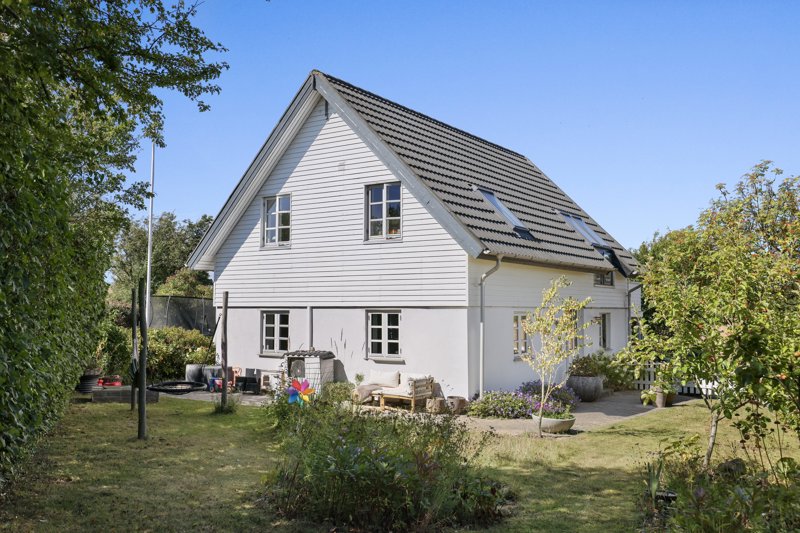Property image number 2