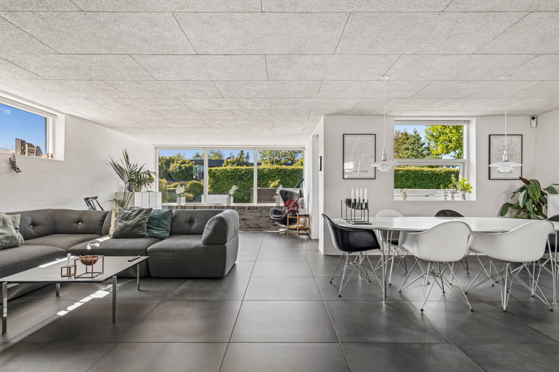 Property image number 2