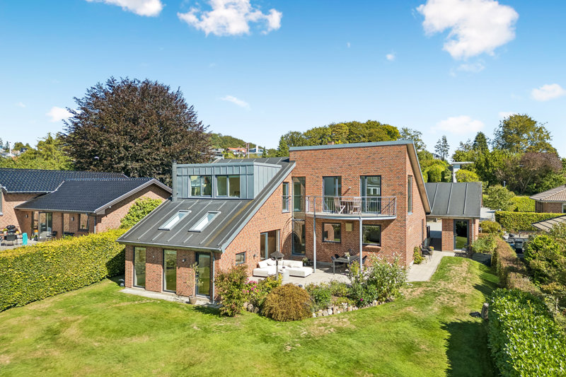 Property image number 2
