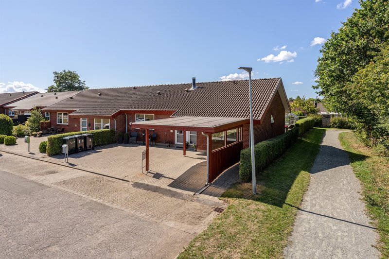 Property image number 1