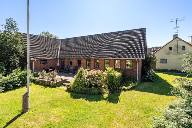 Property image number 2