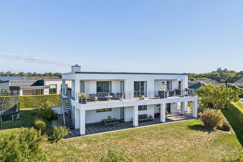 Property image number 2