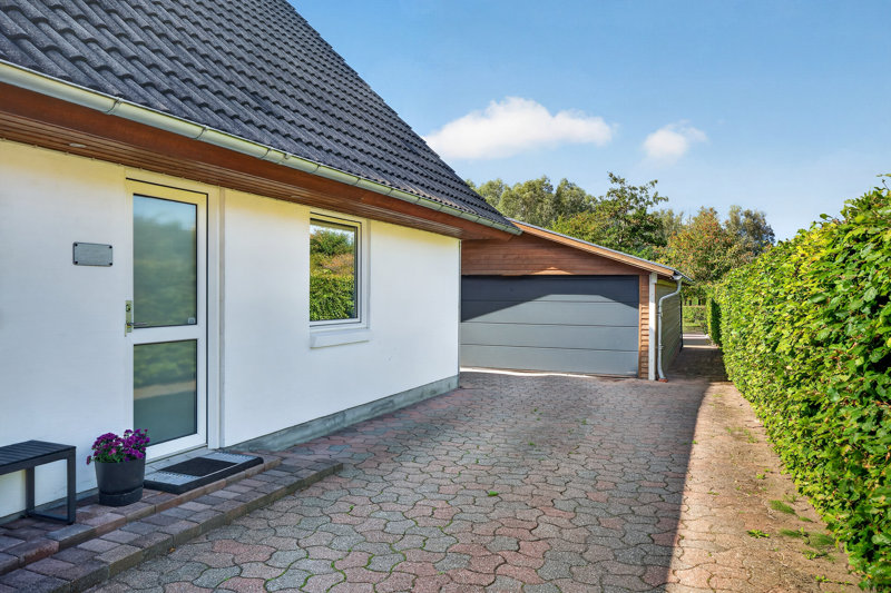 Property image number 2