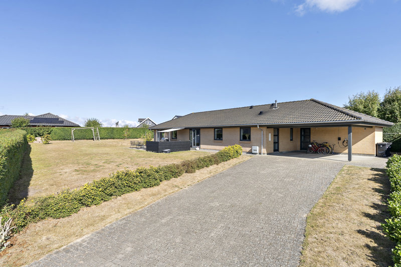 Property image number 2