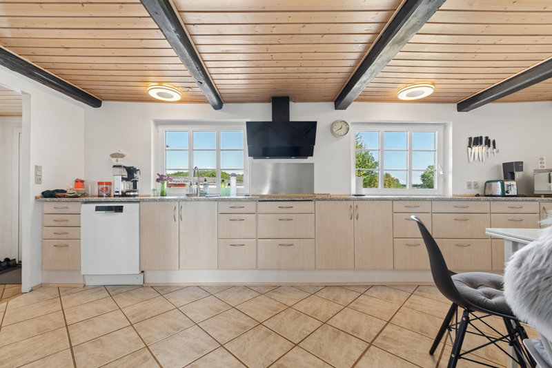 Property image number 3