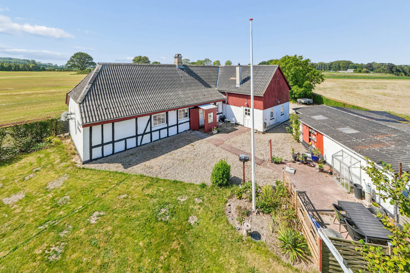 Property image number 2