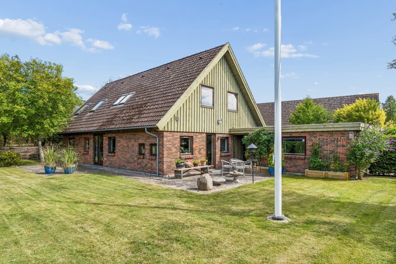 Property image number 2