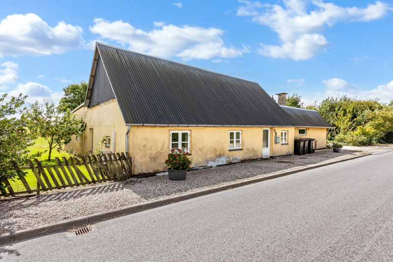 Property image number 2
