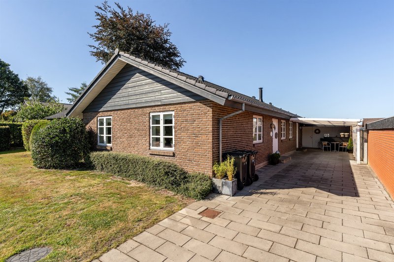 Property image number 8