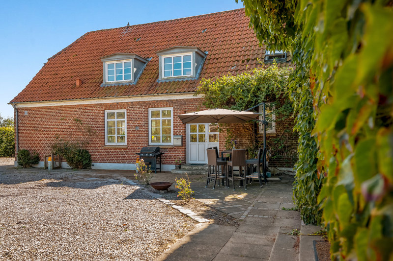 Property image number 2