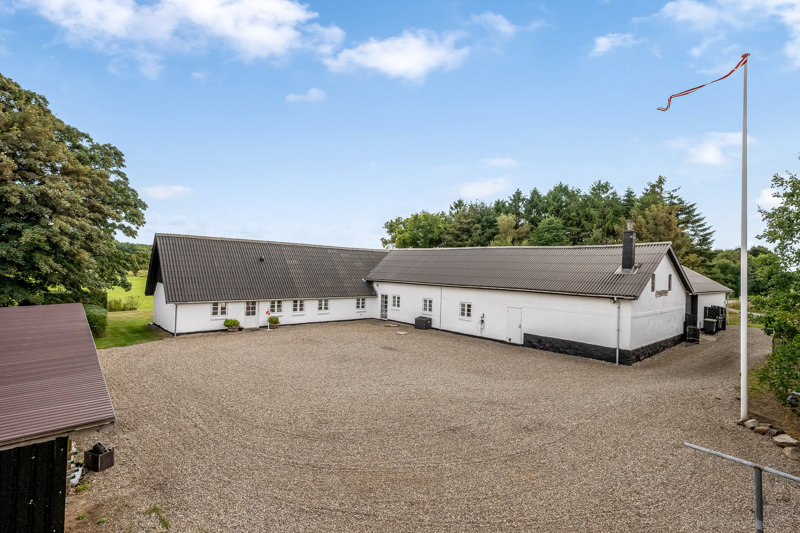 Property image number 2