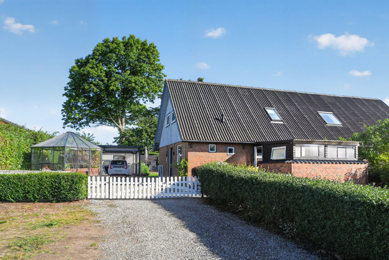 Property image number 1