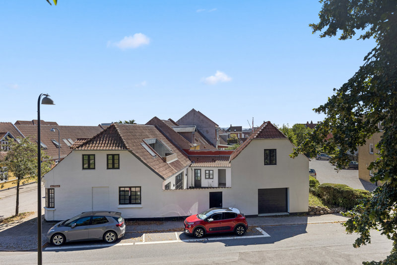 Property image number 2