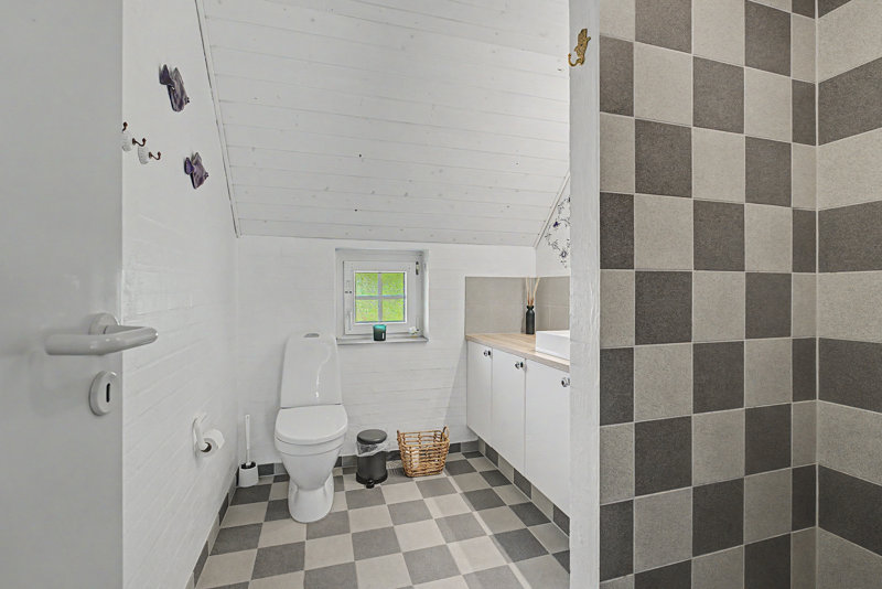 toggle-gallery-image