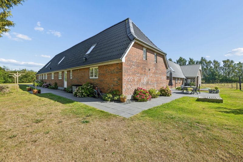 Property image number 3