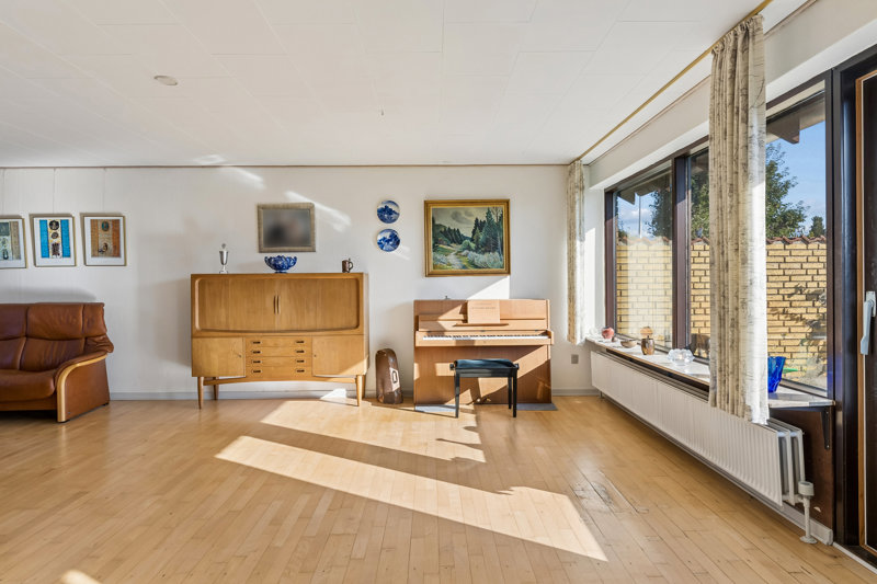 Property image number 8