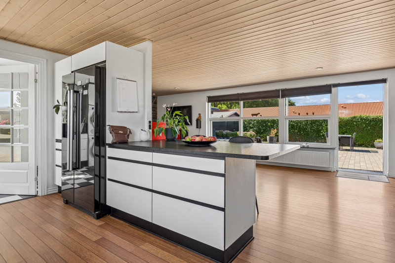 Property image number 8
