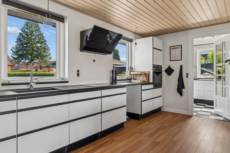 Property image number 6